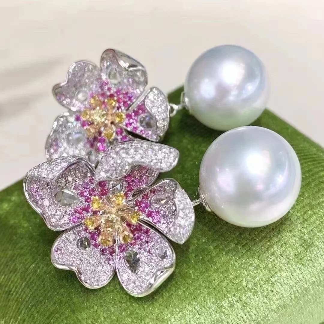 Boucles d'Oreilles Élégantes en Argent 925 pour Femme, Perles d'Eau Douce Naturelles, Fleur de Diama