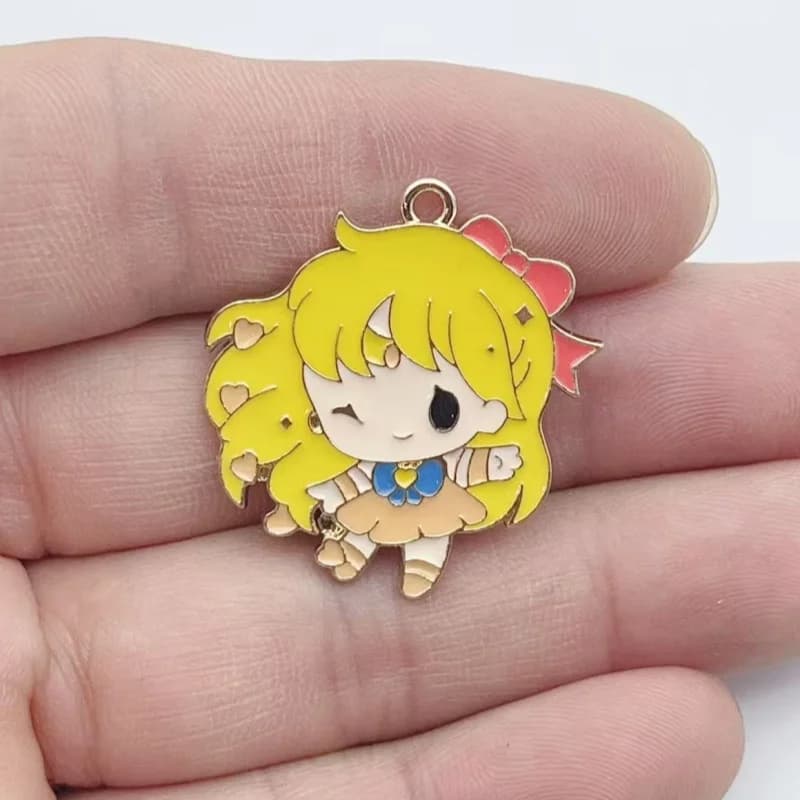 10 pièces Breloques Anime Dessin Animé en Alliage Métallique Émaillé Plaqué Or pour la Fabrication D