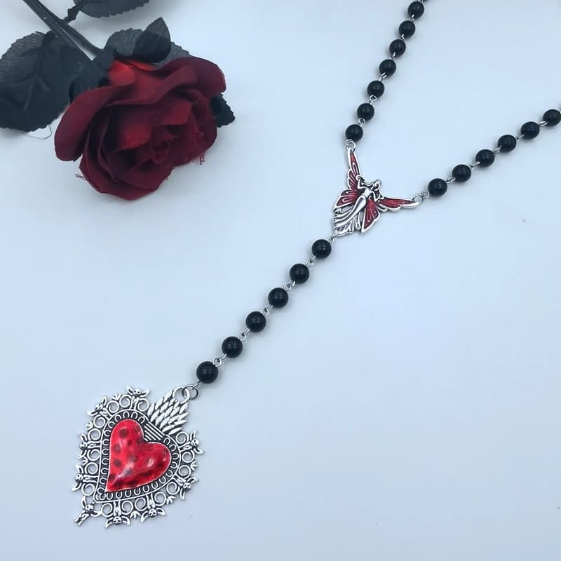 Collier Cœur Brûlant Mori, Bijou Gothique, Chapelet Rouge, Ras du Cou, Accessoire de Sorcière, Cadea