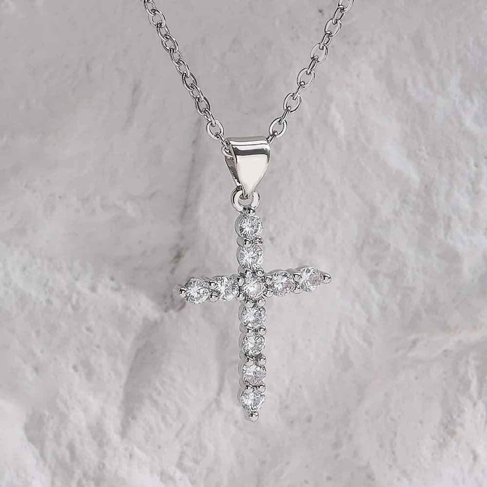 Bijoux de jésus en Zircon pour femmes, pendentif croix en cuivre, collier à la mode de haute qualité
