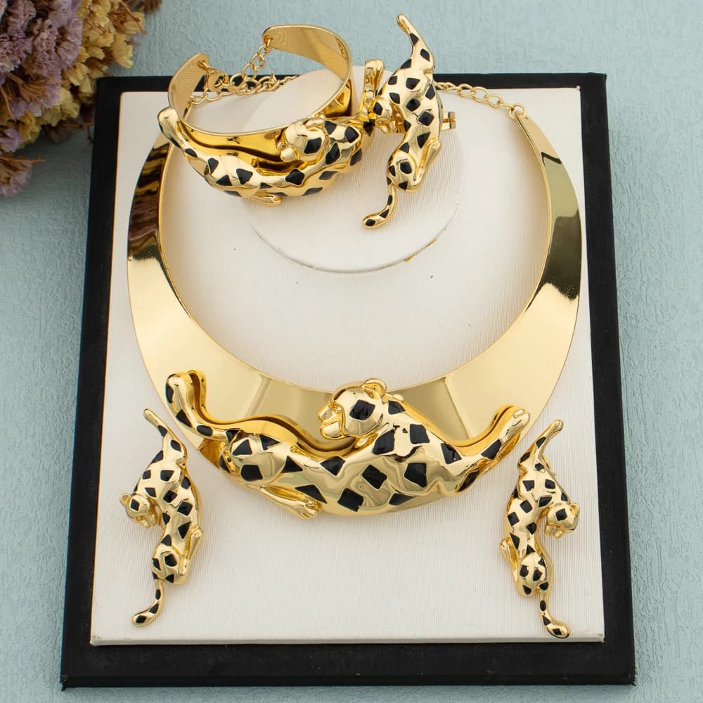 Parure de bijoux originale Léopard africain : Collier, boucles d'oreilles, bracelet et bague plaqués