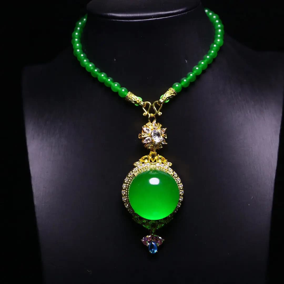 Pendentif incrusté Seiko parfait à haute glace, bijoux exquis, chaîne gratuite, boîte gratuite, bijo
