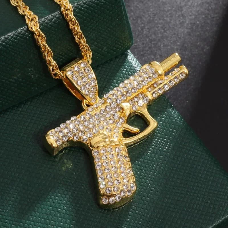 Pendentif fusil fin, pistolet, aigle du désert, luxe plaqué or, cristal de glace complet, collier en