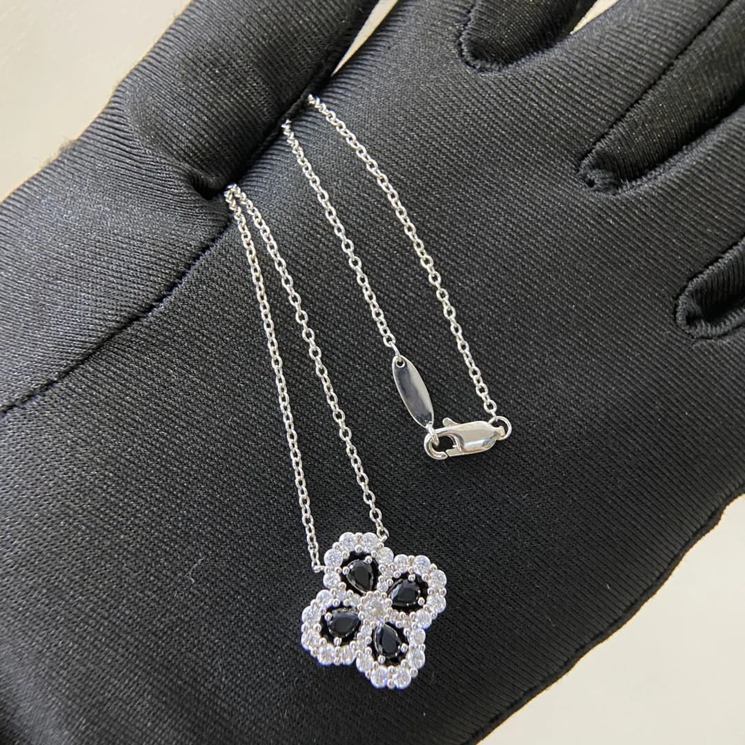 Collier classique pour femme en argent S925, pendentif fleur avec diamant disponible en 6 couleurs