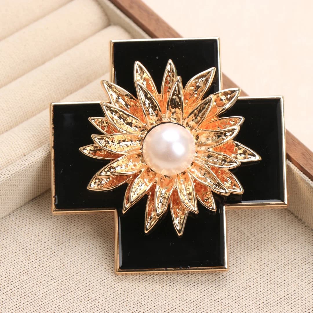 Broche de luxe baroque pour hommes et femmes, beau Design Floral croisé, accessoires de bijoux, cade