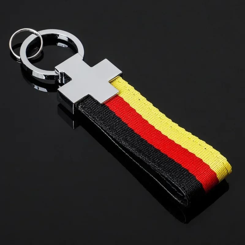 Porte-clés personnalisé avec logo de voiture gravé au laser, ruban en nylon tricolore, pendentif en 