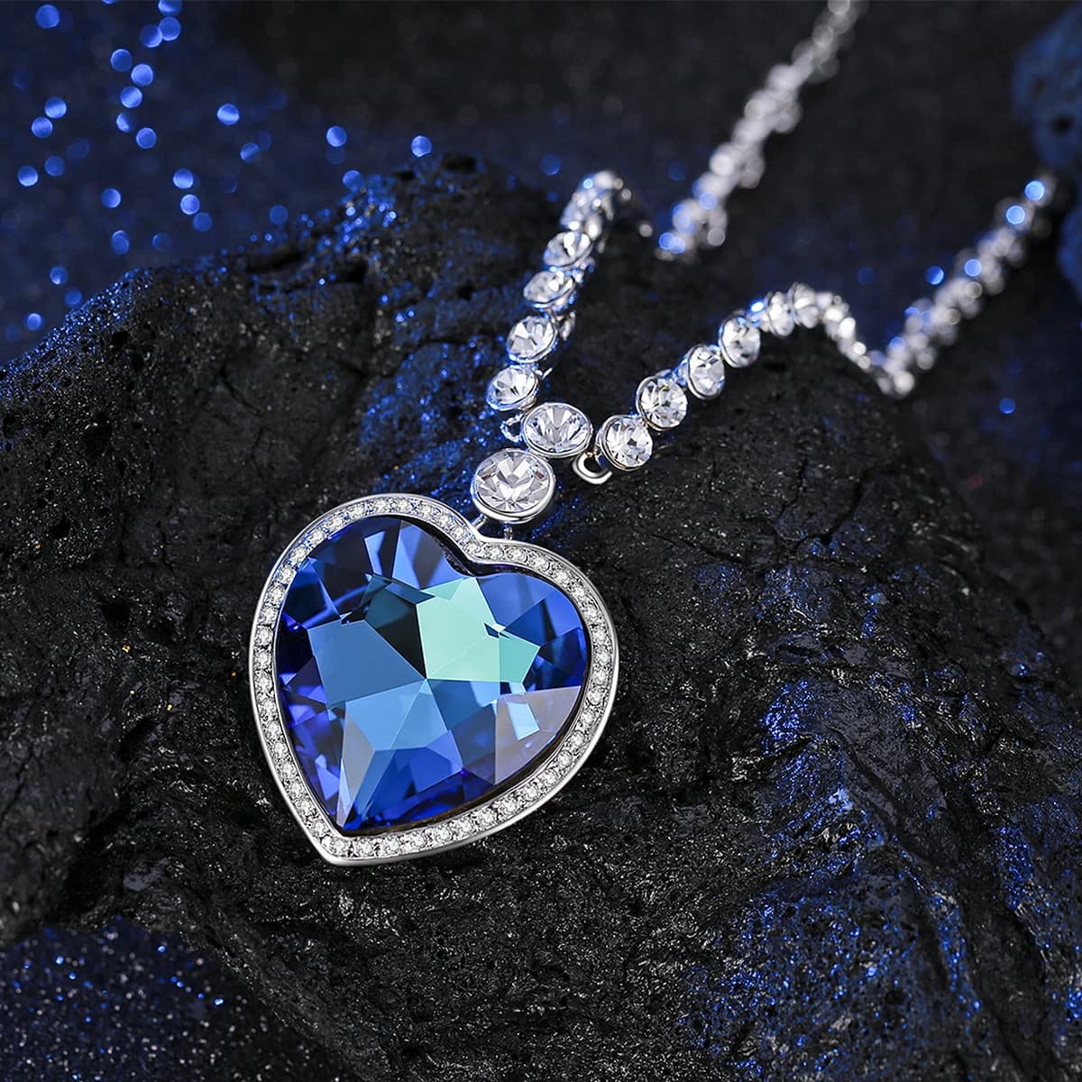 Collier de luxe Cœur de l'océan, collier de luxe Titanic pour femmes, pendentif en cristal, parfait 