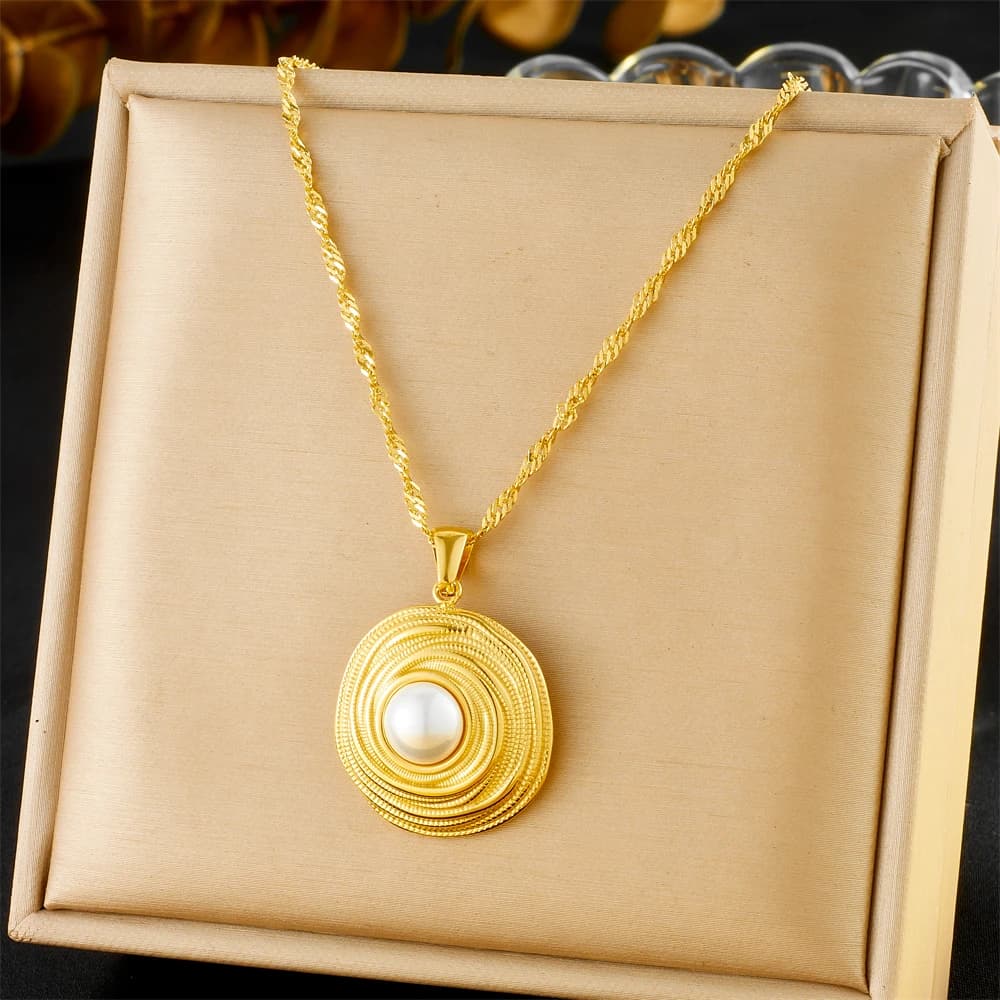 MEYRROYU – collier avec pendentif rond en acier inoxydable, fil doré, incrustation de perles, classi