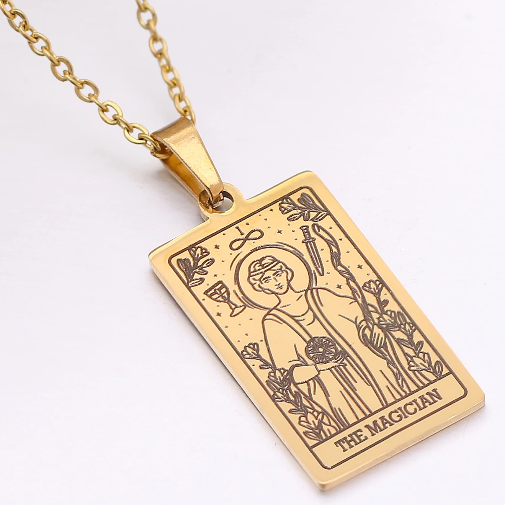 Collier de carte de Tarot en acier inoxydable, amulette porte-bonheur, bijoux ras du cou pour femmes
