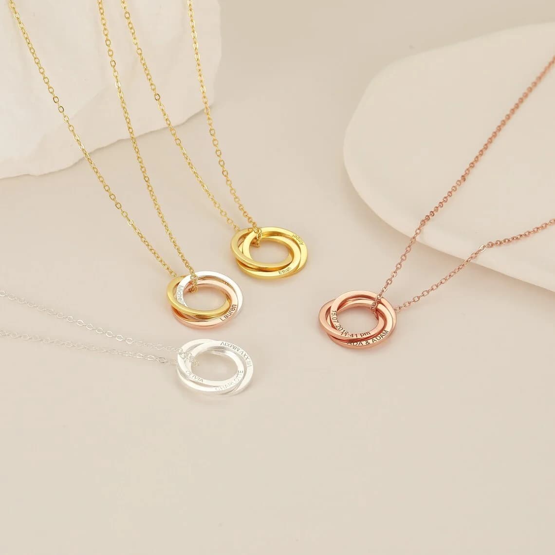 Collier circulaire imbriqué, gravure personnalisée, nom, Date, chiffre romain, bijoux de famille per