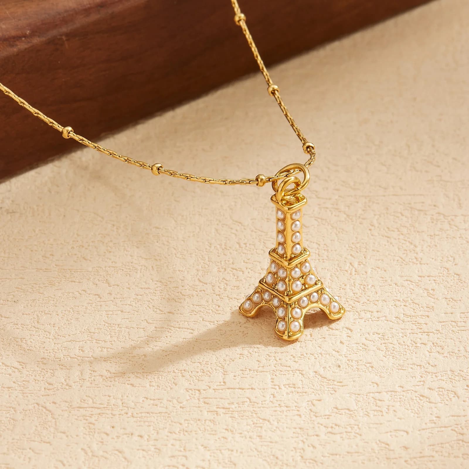 Collier pendentif tour Eiffel en acier inoxydable plaqué or pour femmes et filles, accessoire de bij