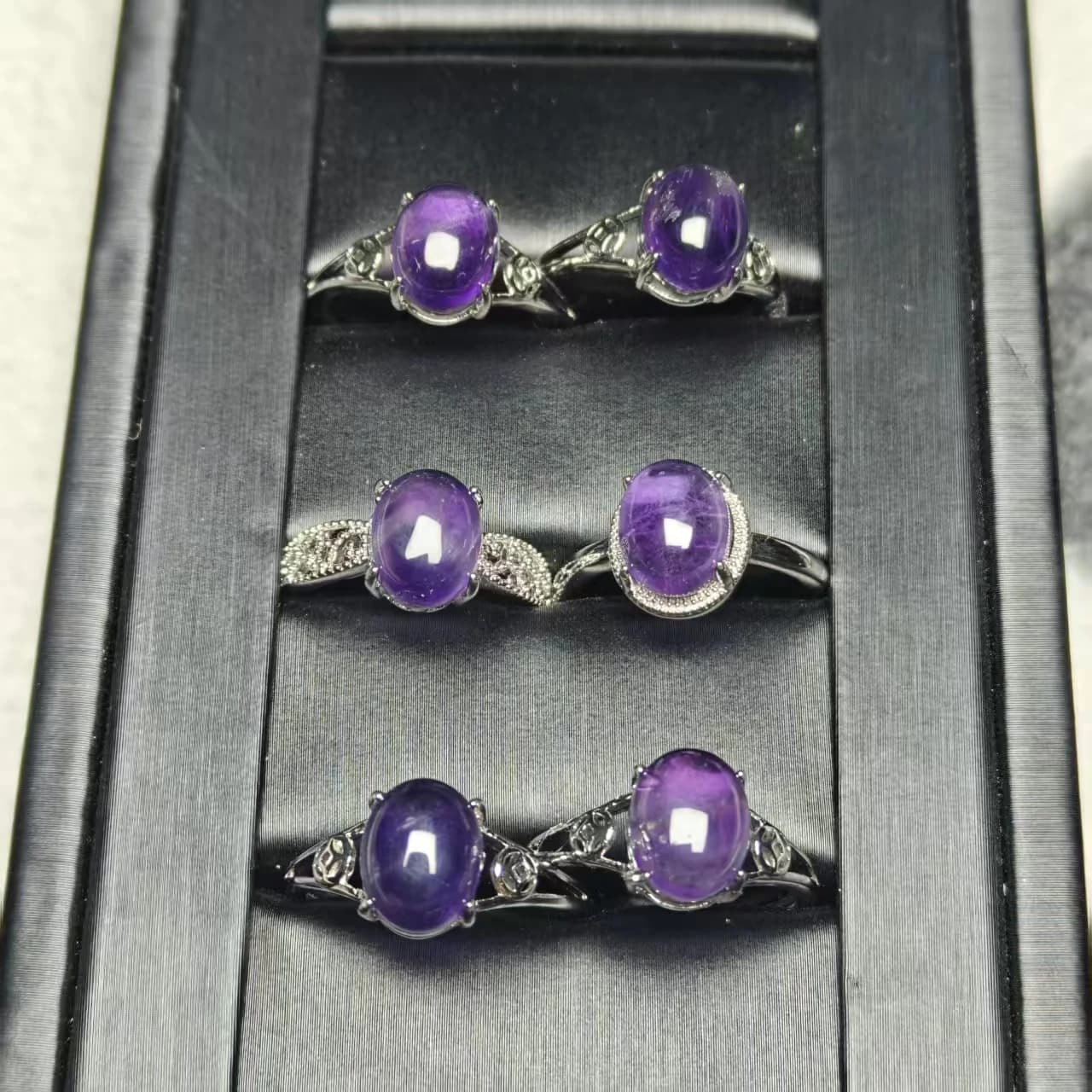 Bague améthyste naturelle à la mode et luxueuse, incrustée d'ornements haut de gamme, bijoux en cris
