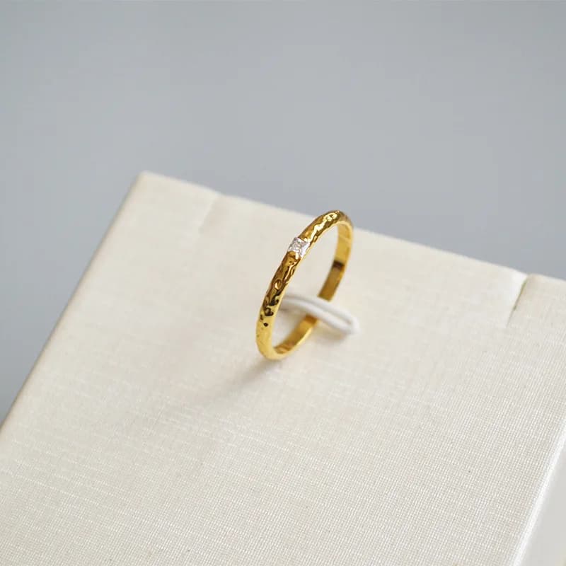 Amaiyllis Bagues fines en or 18 carats, minimalistes, rétro, à texture texturée, carrées, avec zircon, style punk, bijoux statement