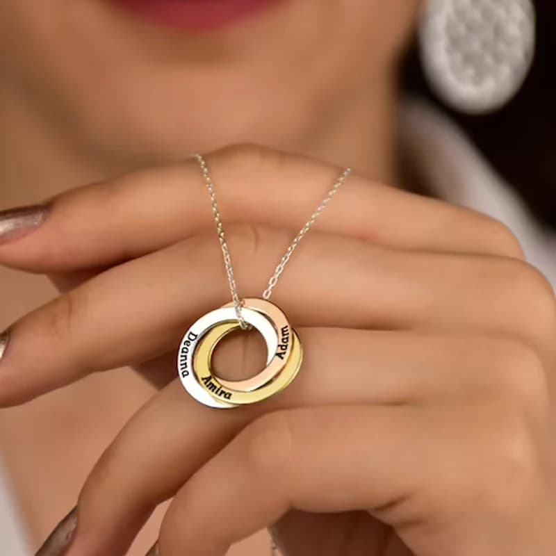 Collier avec Nom Personnalisé en Acier Inoxydable Plaqué Or, Pendentif avec Nom d'Enfant, Bague Russe, Bijoux Personnalisés pour Femme