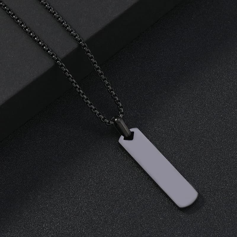 Collier de barre carrée gravé au Laser pour hommes et femmes