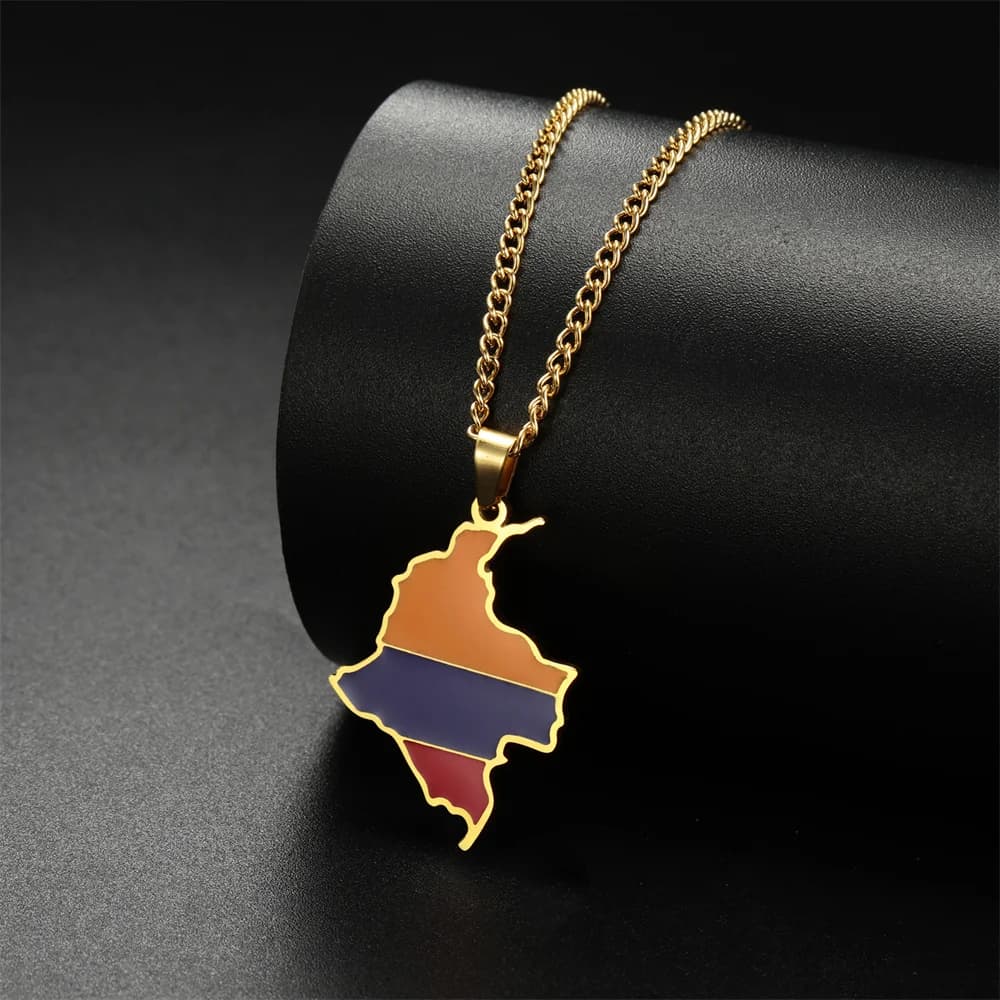 Collier Carte de la Colombie en Émail pour Femmes et Hommes, Pendentif Drapeau de la Colombie Tendance en Acier Inoxydable, Chaînes Ras-du-cou, Bijoux Ethniques, Cadeaux