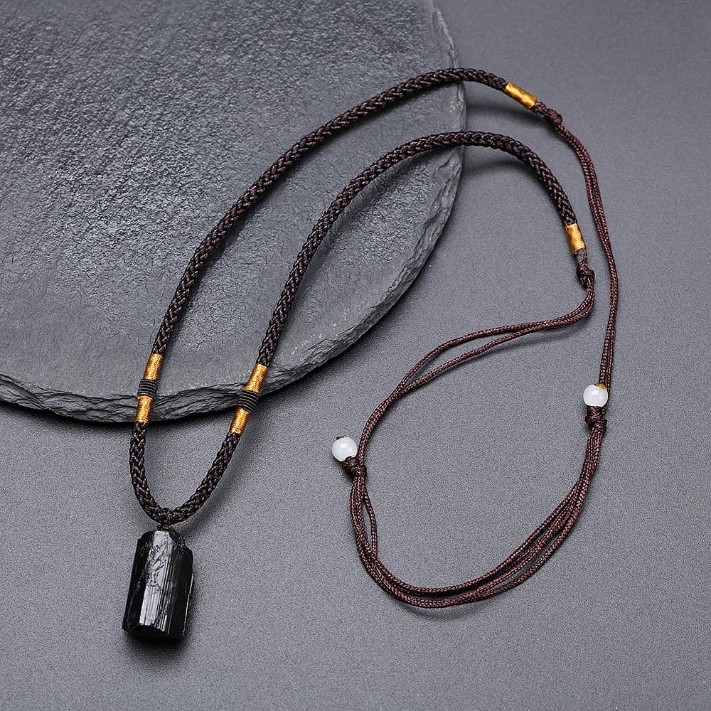 Pendentif en pierre de tourmaline noire pour hommes et femmes