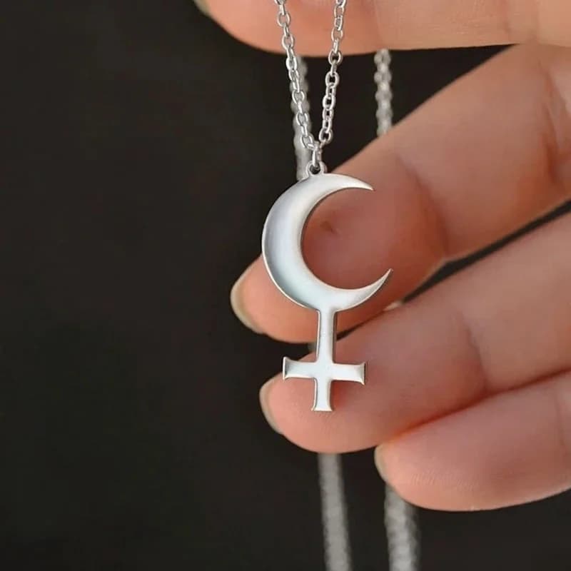 Colliers en acier inoxydable, collier Lilith, collier avec pendentif occulte, collier avec symbole judaïque, bijoux en forme de croissant de lune, cadeau pour femmes