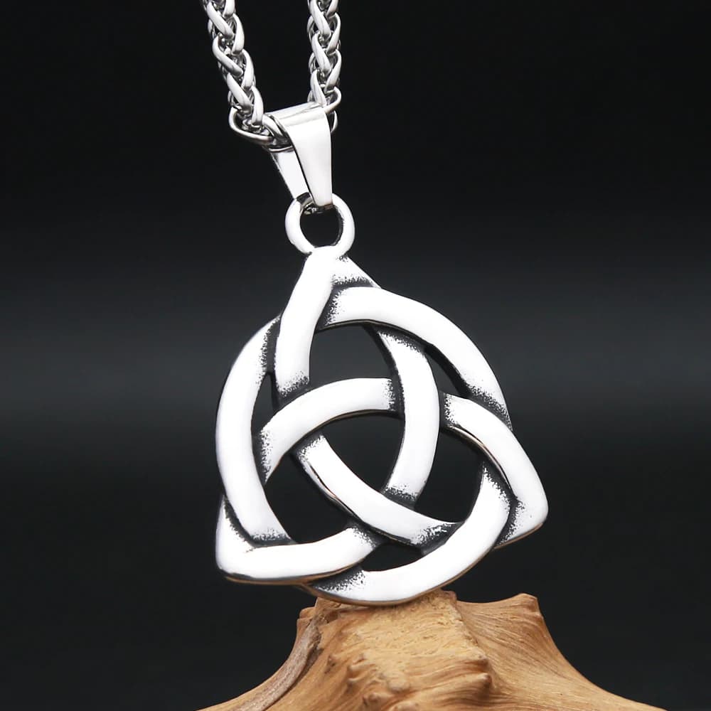 Collier pendentif nœud triquetra vintage classique pour femme et homme, acier inoxydable, amulette Vibasine, bijoux scandinaves, cadeaux