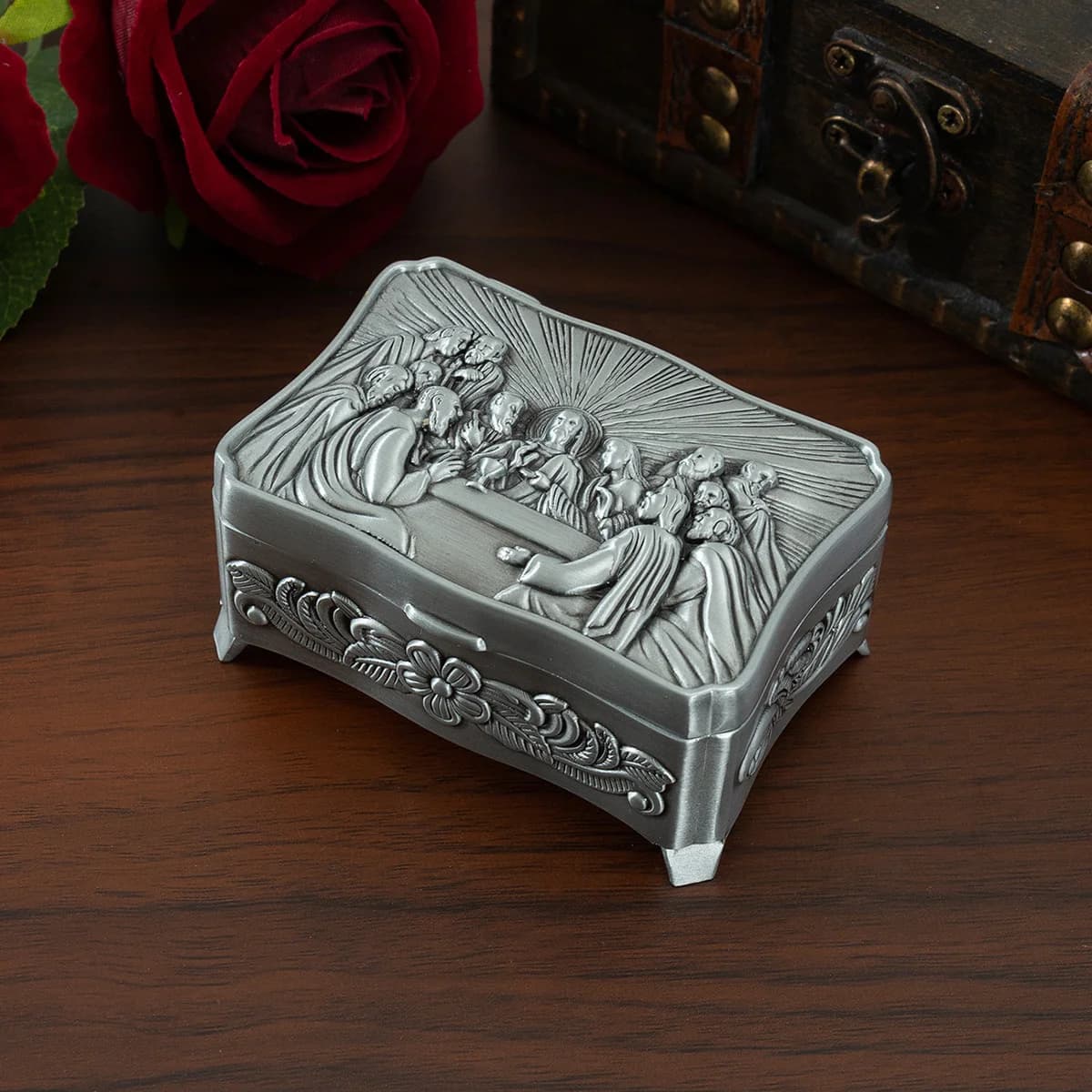 Boîte de rangement de bijoux en métal rétro européen