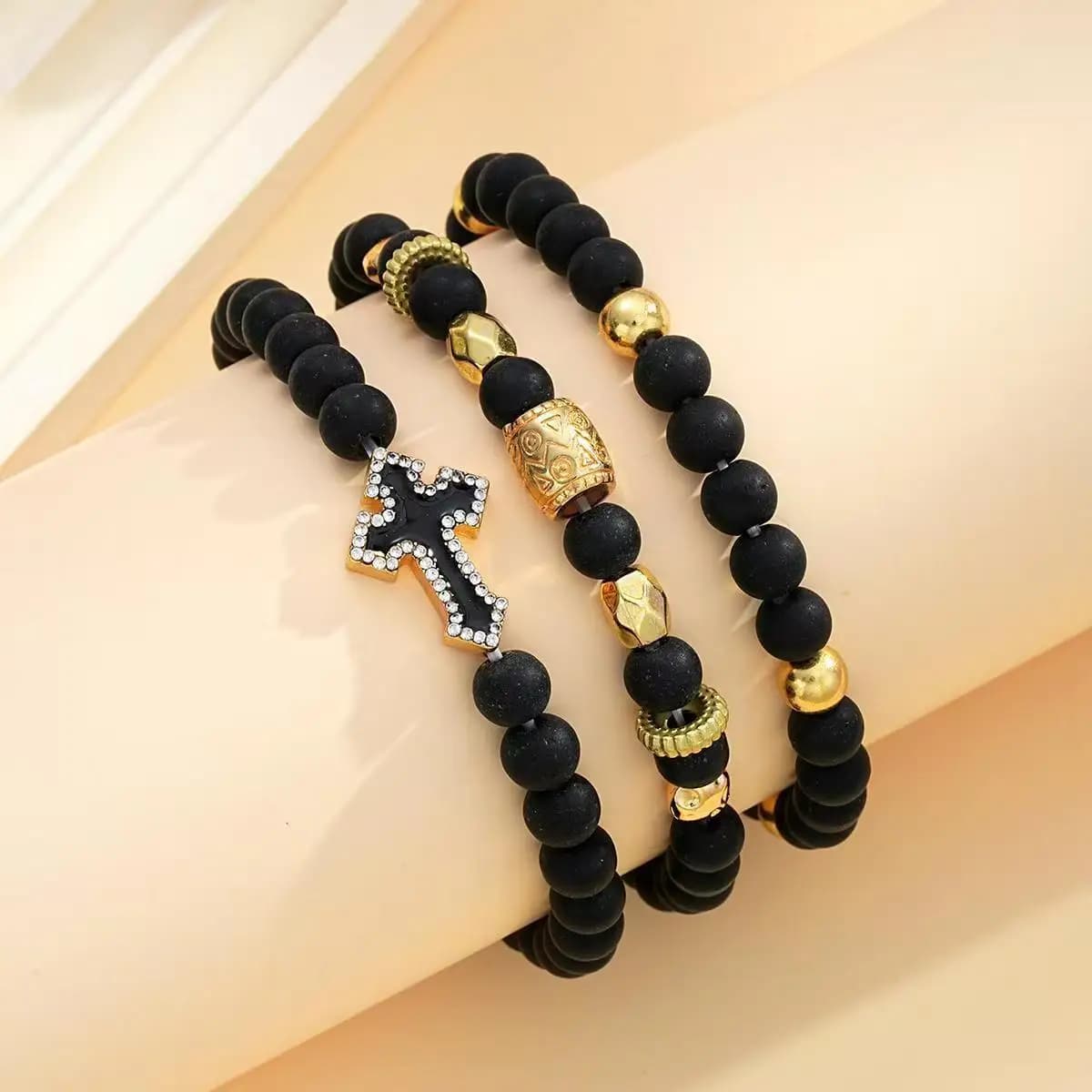 Ensemble de bracelets empilables en onyx noir avec croix gothique pour hommes, chaînes de main de luxe avec breloque croix en zircon cubique, bijoux de poignet tendance streetwear