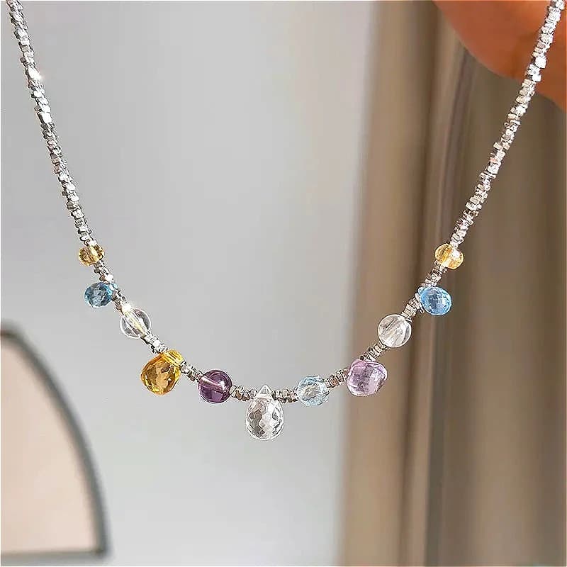 Collier en argent écrasé avec cristaux de couleur irrégulière, design à pampilles de luxe, chaîne de clavicule polyvalente pour femme, élégant cadeau pour le cou 2026
