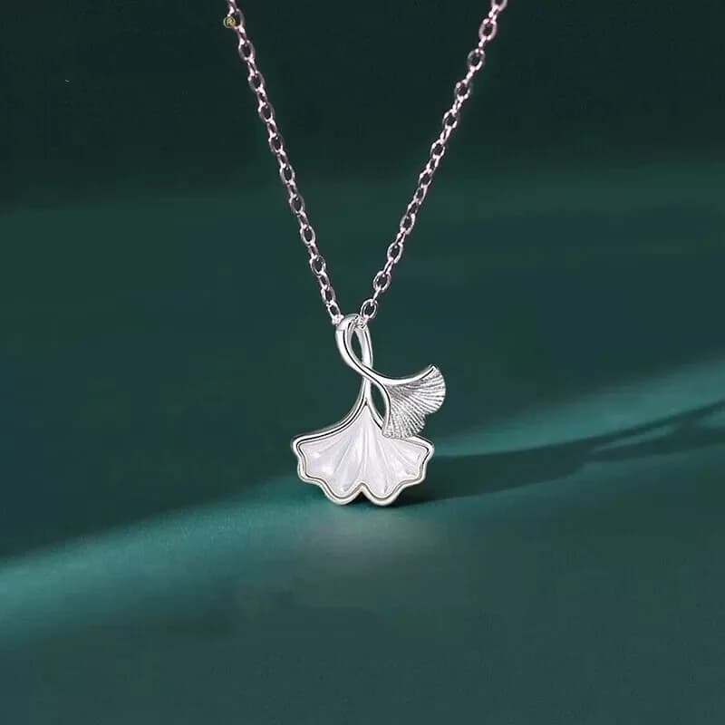 Collier en feuille de Ginkgo pour femmes, argent pur 999, design minimaliste japonais et coréen, collier ras du cou.
