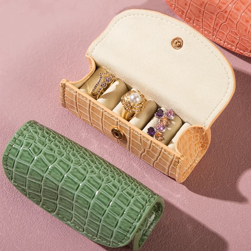 2025 nouvelles boîtes à bijoux organisateur de bijoux pour femmes boîte de rangement verte sacs cadeaux étui pour boucles d'oreilles boîtes à bagues