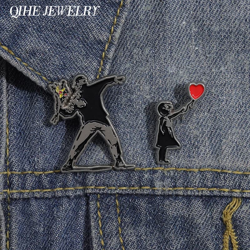 Broche en émail classique Banksy Art Design, broche de collection, lanceur de fleurs, garçon, ballon rouge, badge fille, décoration, revers, bijoux, cadeau