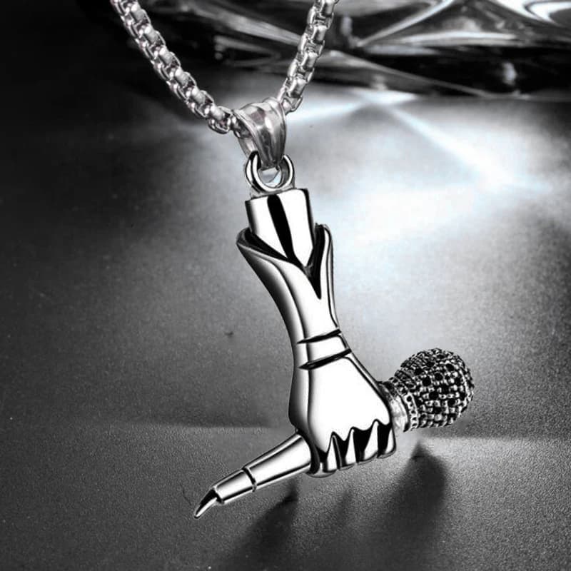 Collier avec pendentif Microphone et main pour femmes et hommes, chaîne en acier inoxydable, couleur argent, Hip Hop Rock, bijoux cadeaux, nouvelle collection