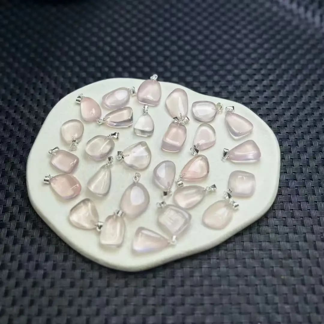 Pendentif Collier en Argent 925 avec Cristal de Quartz Rose Naturel de Forme Libre