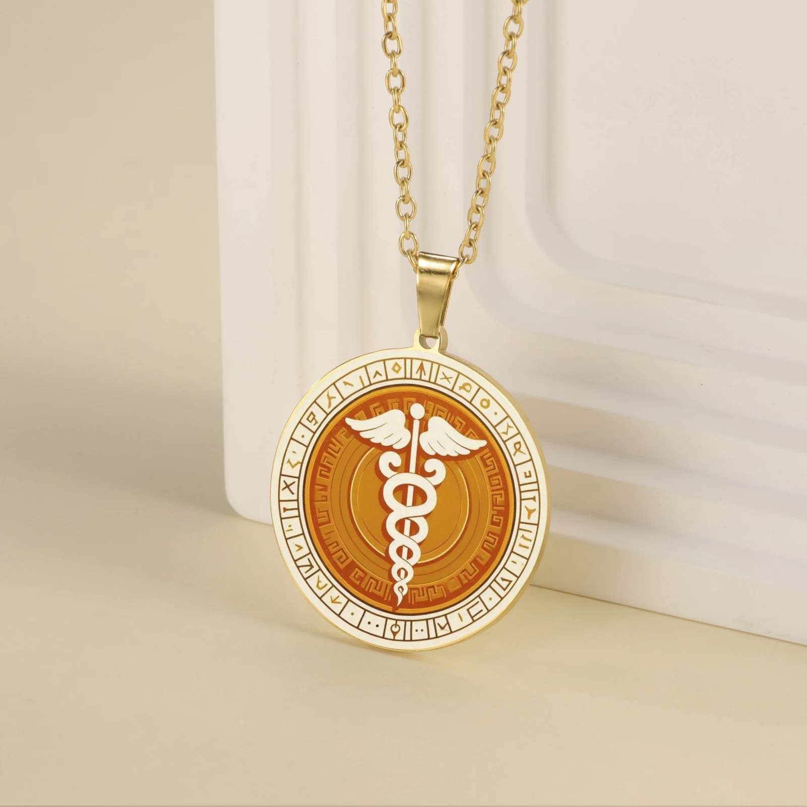 Collier Caduceus avec symbole médical, cadeau de remise de diplôme, ajout de charme, cadeau de médecin, bijoux pour étudiants en médecine
