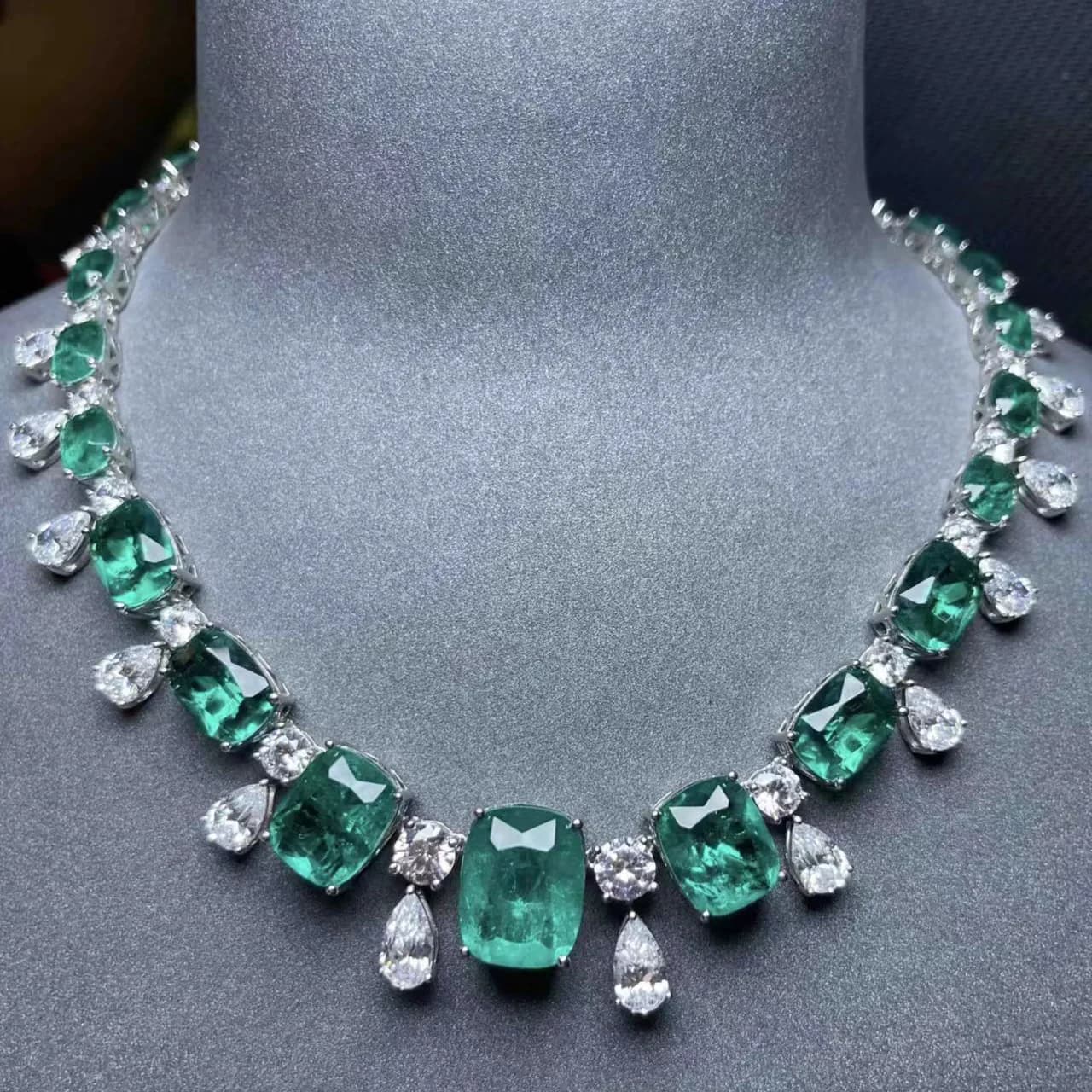 Foydjew luxe concepteur bijoux incrustation haute qualité émeraude colliers ras du cou couleur argent robe de mariée mariage femmes accessoires