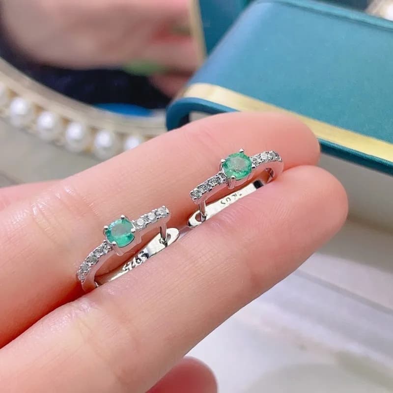 Boucles d'oreilles en pierre précieuse d'émeraude colombienne naturelle pour femme