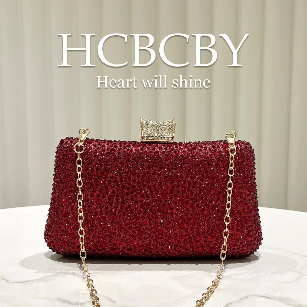 Pochette de soirée élégante bordeaux brillante de luxe ornée de strass