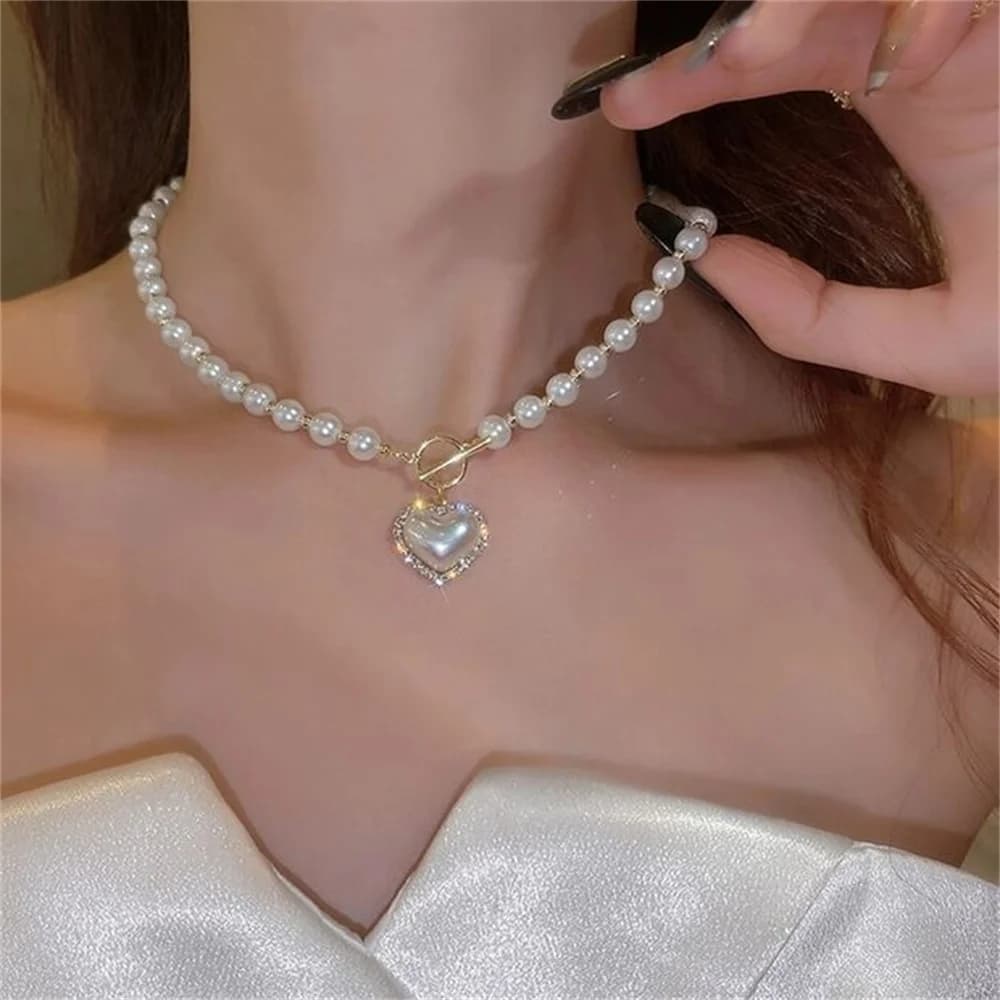 Collier de perles élégant pour femmes