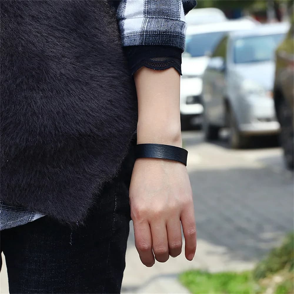 2025 mode Bracelets en cuir pour hommes femmes classique Simple en cuir Wrap Bracelet et Bracelet Bracelets bijoux cadeaux masculins
