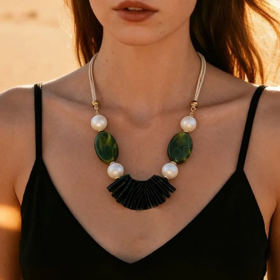Collier de perles acryliques en cuir Double couche, rétro ovale, Imitation nacre, chaîne de cou réglable, bijoux de fête pour femmes
