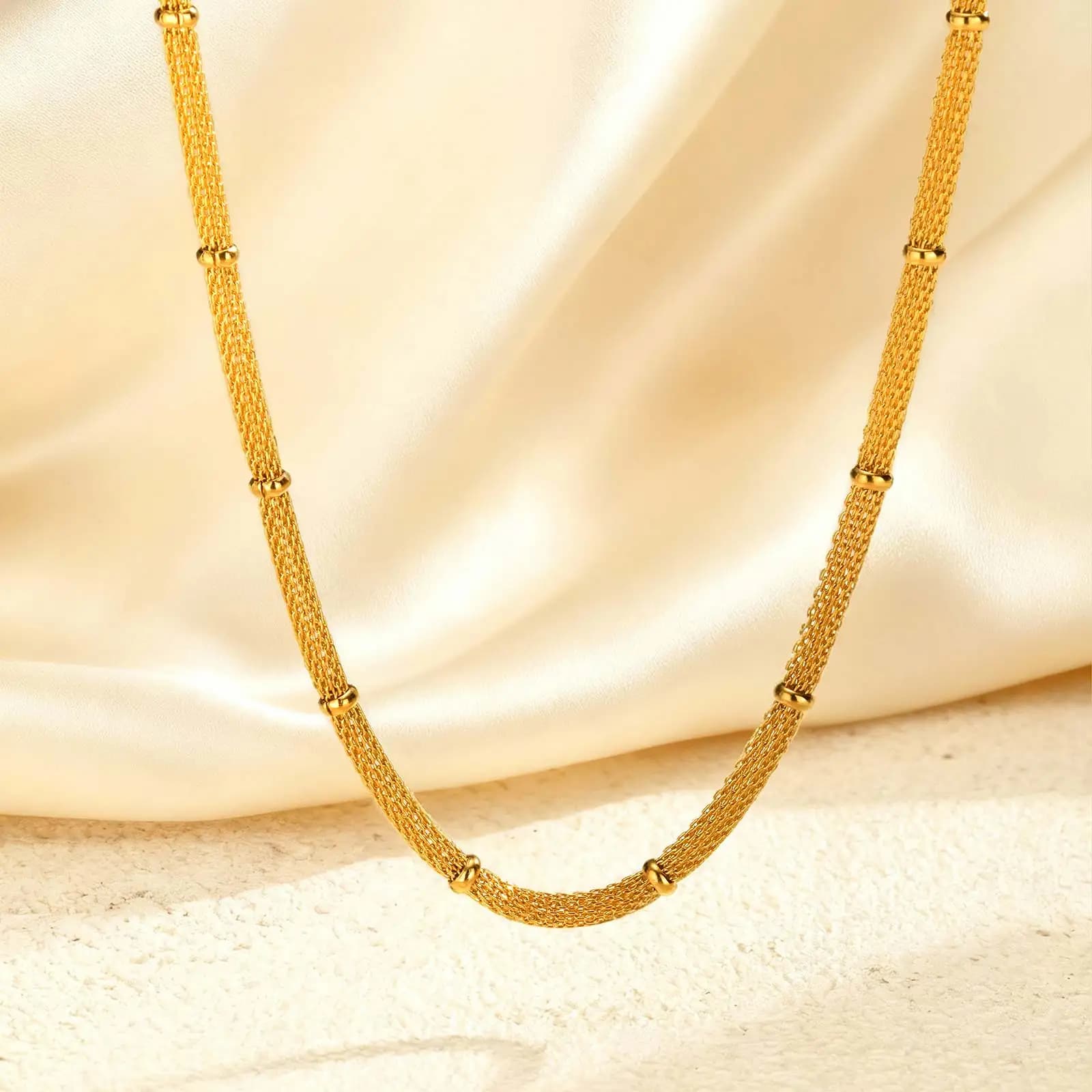 Collier chaîne de perles en maille tendance pour femmes