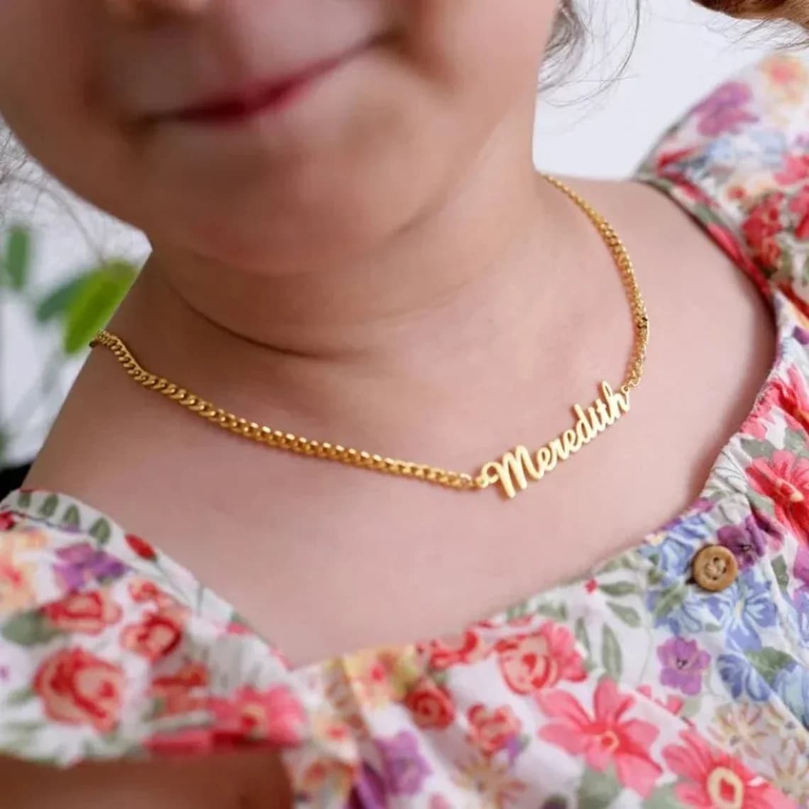 Colliers personnalisés avec nom de bébé pour garçon et fille, ras du cou avec plaque signalétique en acier inoxydable, bijoux faits à la main, cadeaux pour enfants