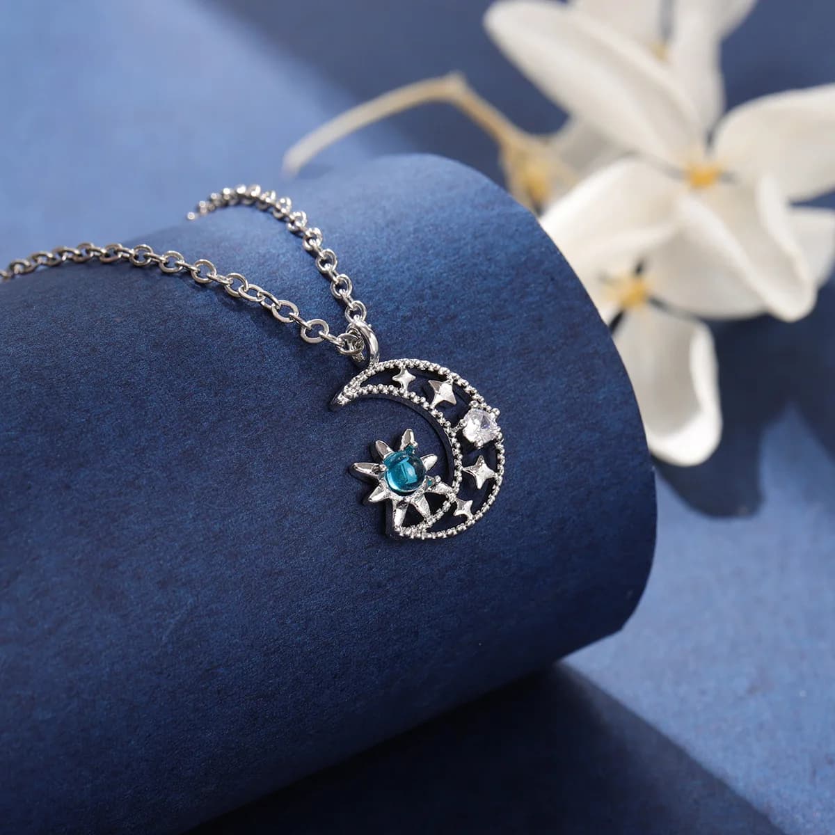 Nouveaux magnifiques colliers en argent sterling 925 faits à la main, de luxe, bleu clair de lune, avec cristaux lune et étoile, XL146