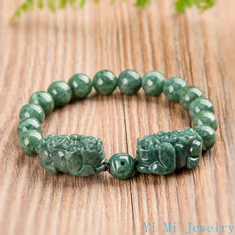 Bijou en jadéite naturelle sculptée pour femme, breloque de luxe, bracelets de Birmanie, perle de pierres précieuses, pierre verte, cadeaux chinois, diversifier Pixiu