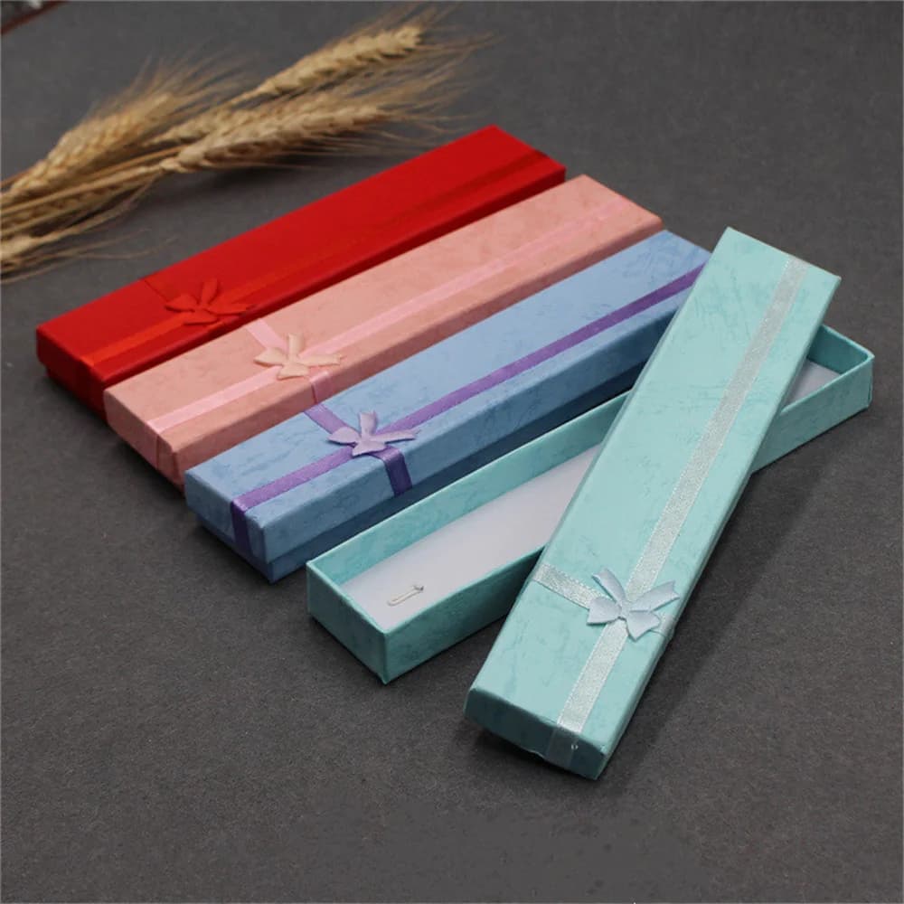 Boîte à bijoux en papier pour collier