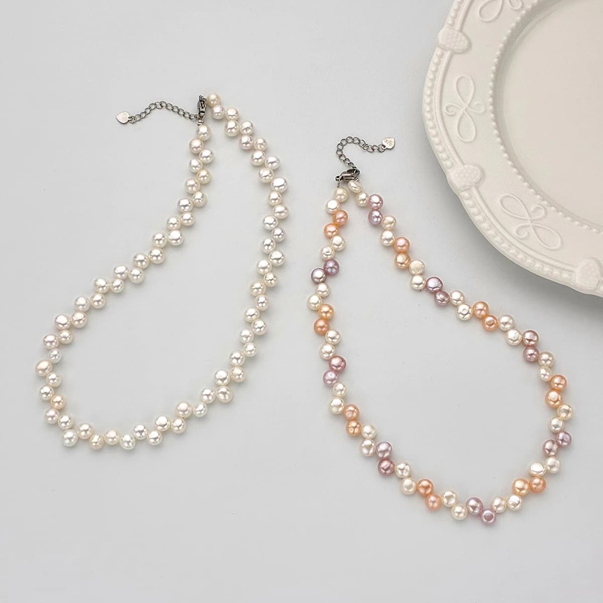 Collier ras du cou en perles d'eau douce naturelles pour femmes et filles, cadeau exquis et populaire, bijoux en perles à trois et à sept trous