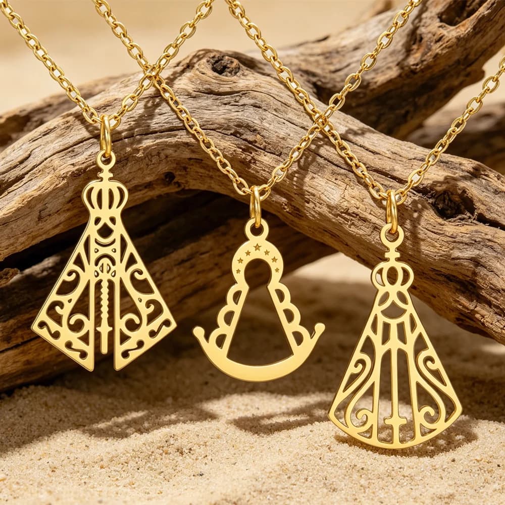 Collier pour femme Notre-Dame d'Aparecida, pendentif Vierge Marie, collier religieux catholique, patronne du Brésil, bijoux en acier inoxydable