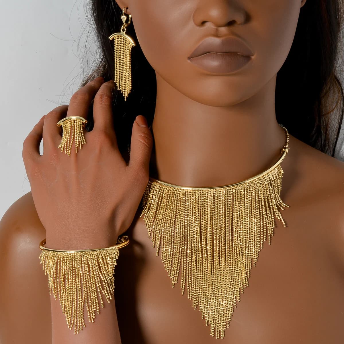 Ensemble de bijoux quatre pièces pour femmes, pendentif géométrique rétro en forme de Y avec pompon en perles, collier élégant pour Banquets