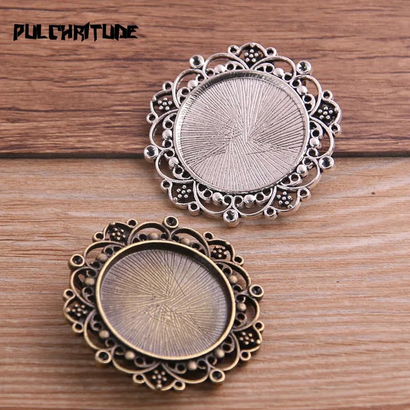 2 pièces Vintage deux couleurs rond camée filigrane Cabochon paramètres 39mm (convient 25mm de diamètre) métal Photo fabrication de bijoux