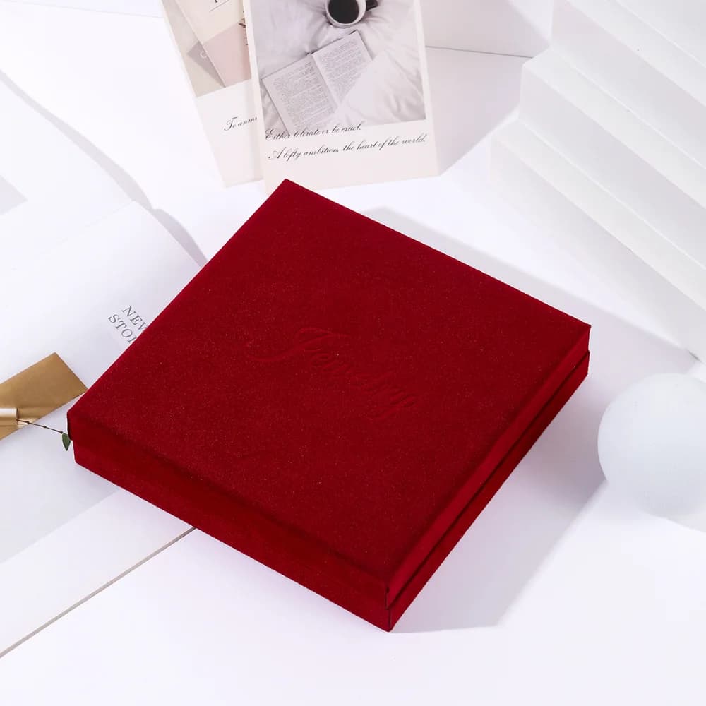 Présentoir à bijoux en polaire