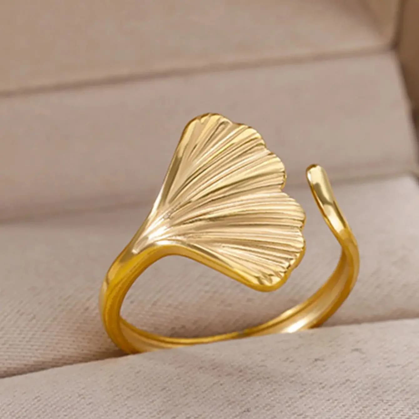 Bagues en forme de feuille de Ginkgo pour femmes, couleur or, en acier inoxydable, réglable, bijoux cadeau de mariage et de noël