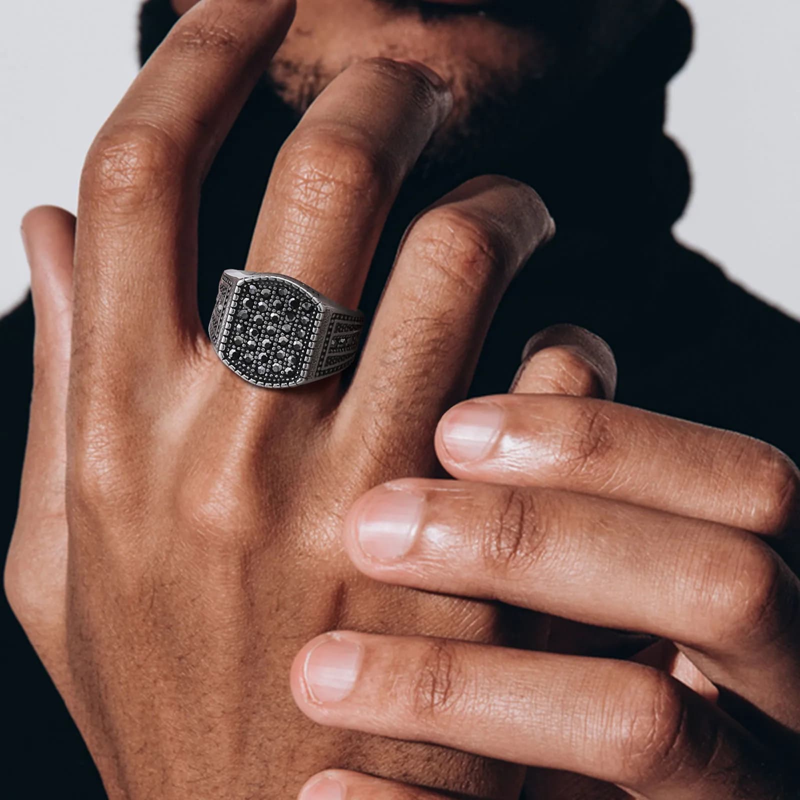 Bague en pierre noire pour hommes et garçons, bague de pouce en acier inoxydable, bague carrée épaisse, bijoux Punk luxueux, cadeaux